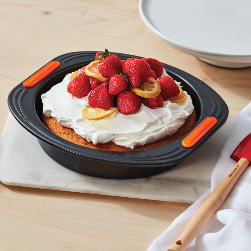 Non-stick Metal Bakeware Round Cake Pan - Image 6