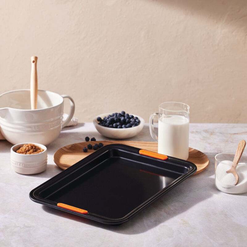 Non-stick Metal Bakeware Rectangular Baking Tray - Image 6