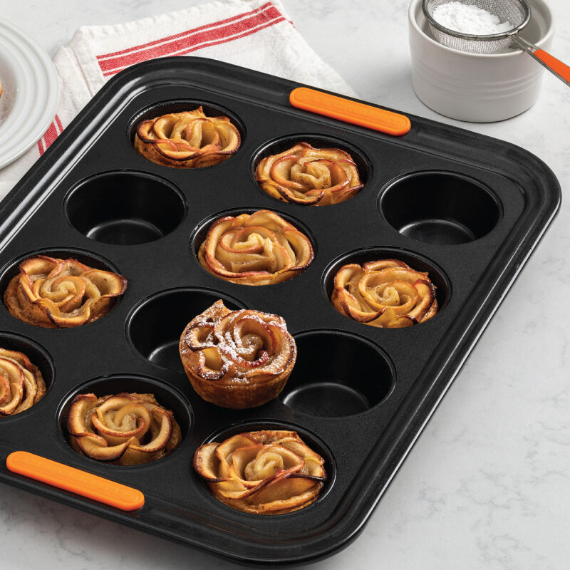 Non-stick Metal Bakeware 12-Cup Muffin Pan - Image 5