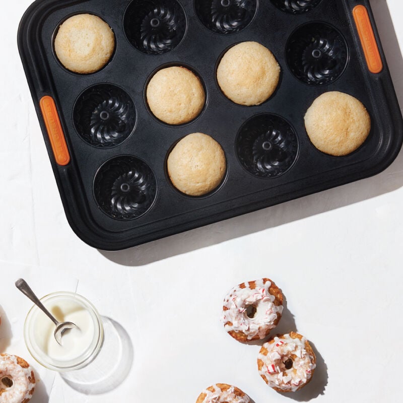 Non-stick Metal Bakeware 12-Cup Mini Fluted Cake Pan - Image 6
