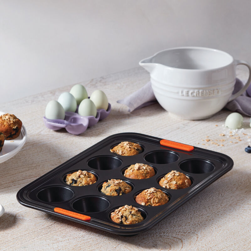 Non-stick Metal Bakeware 12-Cup Muffin Pan - Image 6